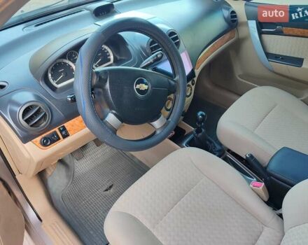 Жовтий Шевроле Авео, об'ємом двигуна 1.6 л та пробігом 191 тис. км за 4599 $, фото 9 на Automoto.ua