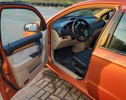 Желтый Шевроле Авео, объемом двигателя 1.6 л и пробегом 253 тыс. км за 4300 $, фото 19 на Automoto.ua