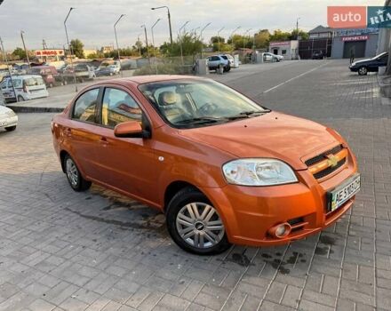Желтый Шевроле Авео, объемом двигателя 1.6 л и пробегом 253 тыс. км за 4300 $, фото 1 на Automoto.ua
