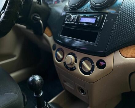 Жовтий Шевроле Авео, об'ємом двигуна 1.6 л та пробігом 308 тис. км за 2900 $, фото 23 на Automoto.ua