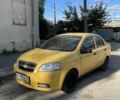 Желтый Шевроле Авео, объемом двигателя 1.2 л и пробегом 400 тыс. км за 2000 $, фото 1 на Automoto.ua