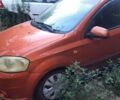 Желтый Шевроле Авео, объемом двигателя 1.6 л и пробегом 270 тыс. км за 1600 $, фото 1 на Automoto.ua