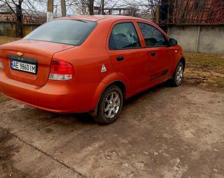 Желтый Шевроле Авео, объемом двигателя 1.5 л и пробегом 273 тыс. км за 2450 $, фото 1 на Automoto.ua
