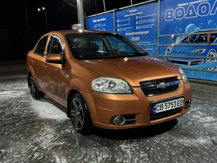 Желтый Шевроле Авео, объемом двигателя 1.6 л и пробегом 241 тыс. км за 2900 $, фото 1 на Automoto.ua