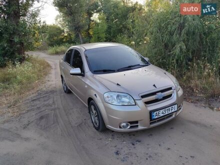 Желтый Шевроле Авео, объемом двигателя 1.6 л и пробегом 191 тыс. км за 4599 $, фото 1 на Automoto.ua