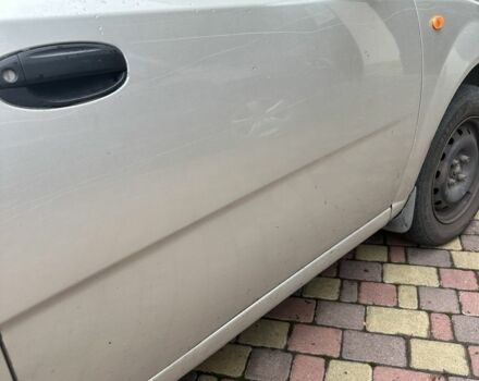 Серый Шевроле Авео, объемом двигателя 1.5 л и пробегом 200 тыс. км за 3200 $, фото 3 на Automoto.ua