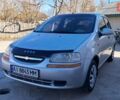 Серый Шевроле Авео, объемом двигателя 1.5 л и пробегом 265 тыс. км за 2700 $, фото 2 на Automoto.ua