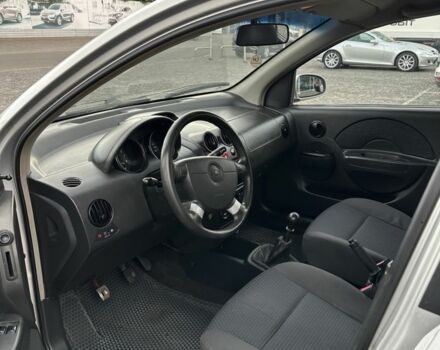 Серый Шевроле Авео, объемом двигателя 1.5 л и пробегом 299 тыс. км за 2500 $, фото 10 на Automoto.ua