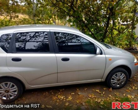 Серый Шевроле Авео, объемом двигателя 1.5 л и пробегом 260 тыс. км за 2700 $, фото 2 на Automoto.ua