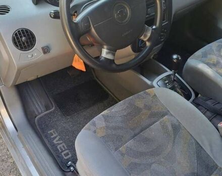 Серый Шевроле Авео, объемом двигателя 1.5 л и пробегом 122 тыс. км за 3100 $, фото 12 на Automoto.ua
