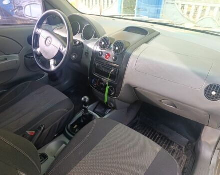 Серый Шевроле Авео, объемом двигателя 1.5 л и пробегом 221 тыс. км за 2700 $, фото 4 на Automoto.ua