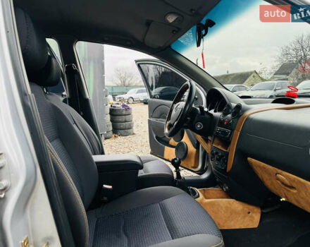 Сірий Шевроле Авео, об'ємом двигуна 1.5 л та пробігом 194 тис. км за 2900 $, фото 18 на Automoto.ua