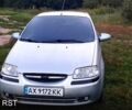 Серый Шевроле Авео, объемом двигателя 1.5 л и пробегом 200 тыс. км за 2000 $, фото 1 на Automoto.ua