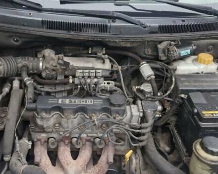 Серый Шевроле Авео, объемом двигателя 1.5 л и пробегом 280 тыс. км за 3700 $, фото 11 на Automoto.ua