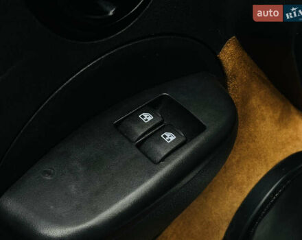 Сірий Шевроле Авео, об'ємом двигуна 1.5 л та пробігом 194 тис. км за 2900 $, фото 11 на Automoto.ua