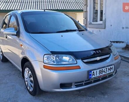 Серый Шевроле Авео, объемом двигателя 1.5 л и пробегом 265 тыс. км за 2700 $, фото 3 на Automoto.ua