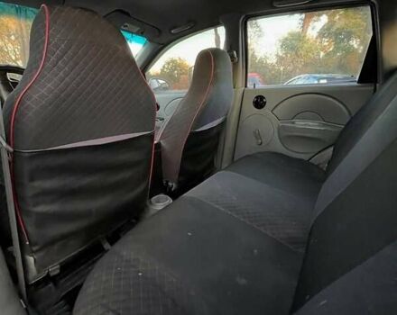 Серый Шевроле Авео, объемом двигателя 1.5 л и пробегом 200 тыс. км за 2600 $, фото 1 на Automoto.ua
