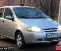 Серый Шевроле Авео, объемом двигателя 1.5 л и пробегом 290 тыс. км за 3350 $, фото 1 на Automoto.ua