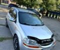Серый Шевроле Авео, объемом двигателя 1.5 л и пробегом 232 тыс. км за 4000 $, фото 2 на Automoto.ua