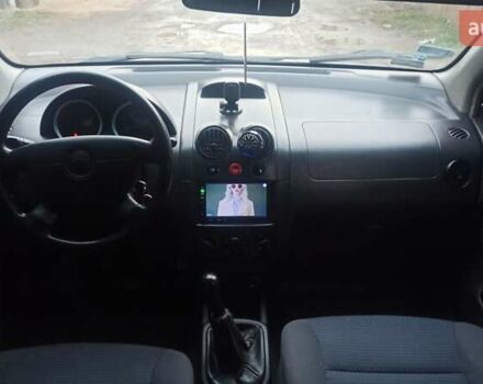 Сірий Шевроле Авео, об'ємом двигуна 1.2 л та пробігом 285 тис. км за 2450 $, фото 39 на Automoto.ua
