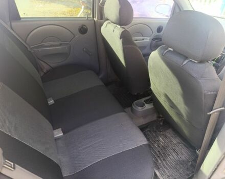 Серый Шевроле Авео, объемом двигателя 1.5 л и пробегом 221 тыс. км за 2700 $, фото 5 на Automoto.ua