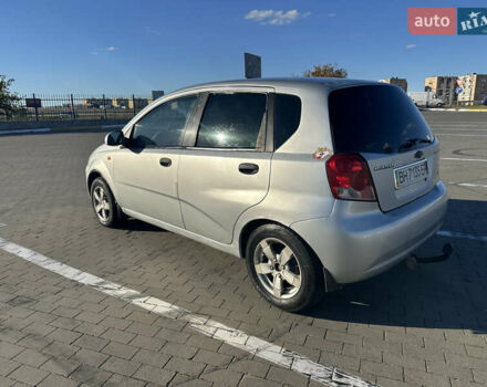 Сірий Шевроле Авео, об'ємом двигуна 1.5 л та пробігом 180 тис. км за 2900 $, фото 2 на Automoto.ua