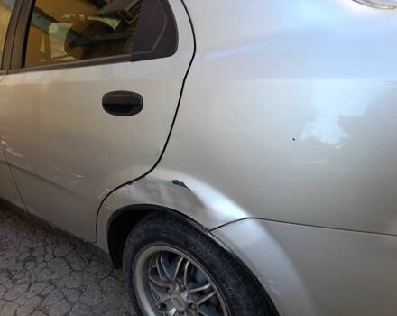 Серый Шевроле Авео, объемом двигателя 1.5 л и пробегом 300 тыс. км за 1910 $, фото 5 на Automoto.ua