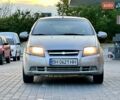 Сірий Шевроле Авео, об'ємом двигуна 1.5 л та пробігом 220 тис. км за 1999 $, фото 1 на Automoto.ua