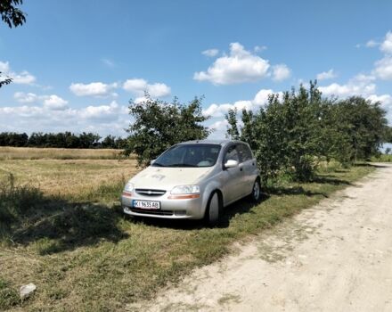 Серый Шевроле Авео, объемом двигателя 1.5 л и пробегом 240 тыс. км за 3100 $, фото 1 на Automoto.ua