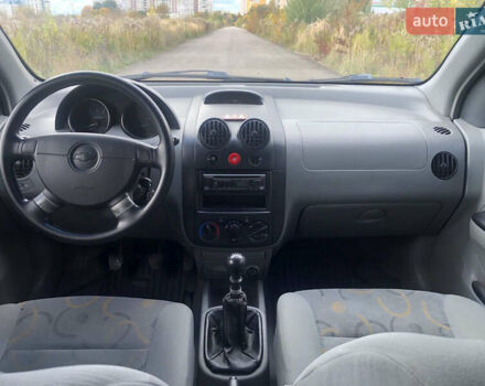 Серый Шевроле Авео, объемом двигателя 1.5 л и пробегом 174 тыс. км за 1950 $, фото 7 на Automoto.ua