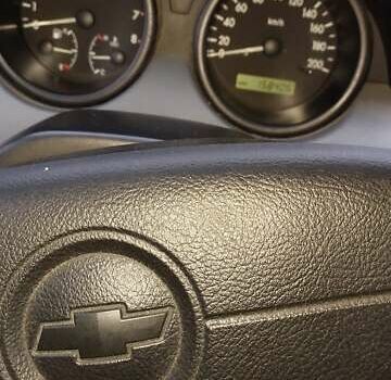 Серый Шевроле Авео, объемом двигателя 1.5 л и пробегом 159 тыс. км за 2700 $, фото 6 на Automoto.ua