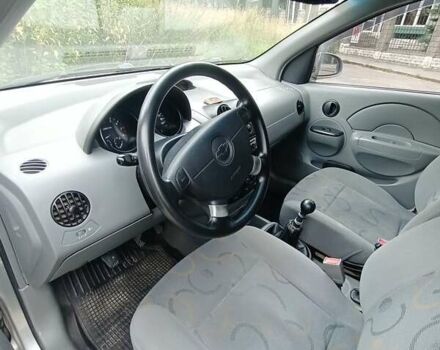 Серый Шевроле Авео, объемом двигателя 1.6 л и пробегом 174 тыс. км за 2900 $, фото 4 на Automoto.ua