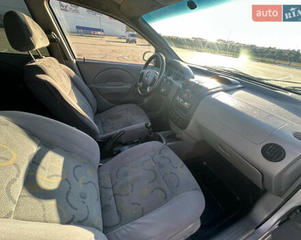 Сірий Шевроле Авео, об'ємом двигуна 1.5 л та пробігом 180 тис. км за 2900 $, фото 13 на Automoto.ua