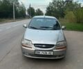 Серый Шевроле Авео, объемом двигателя 1.5 л и пробегом 300 тыс. км за 2000 $, фото 1 на Automoto.ua