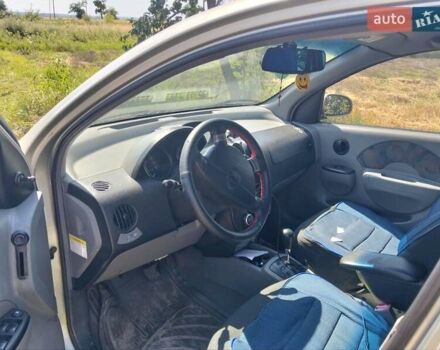 Сірий Шевроле Авео, об'ємом двигуна 1.5 л та пробігом 240 тис. км за 3200 $, фото 1 на Automoto.ua