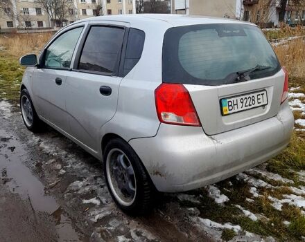 Сірий Шевроле Авео, об'ємом двигуна 1.5 л та пробігом 211 тис. км за 2700 $, фото 3 на Automoto.ua