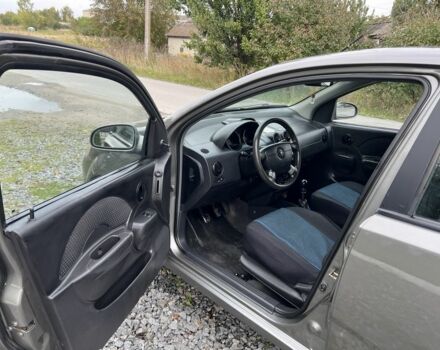 Серый Шевроле Авео, объемом двигателя 1.5 л и пробегом 225 тыс. км за 2850 $, фото 9 на Automoto.ua