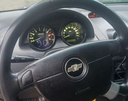 Серый Шевроле Авео, объемом двигателя 1.5 л и пробегом 477 тыс. км за 1700 $, фото 4 на Automoto.ua