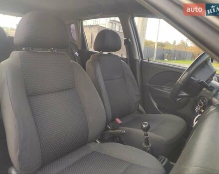 Серый Шевроле Авео, объемом двигателя 1.5 л и пробегом 232 тыс. км за 2450 $, фото 10 на Automoto.ua