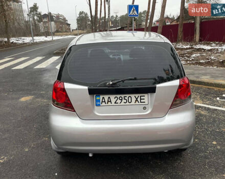 Серый Шевроле Авео, объемом двигателя 1.5 л и пробегом 260 тыс. км за 2100 $, фото 2 на Automoto.ua