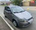 Серый Шевроле Авео, объемом двигателя 1.5 л и пробегом 137 тыс. км за 4200 $, фото 1 на Automoto.ua
