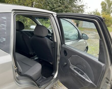 Серый Шевроле Авео, объемом двигателя 1.5 л и пробегом 225 тыс. км за 2850 $, фото 14 на Automoto.ua