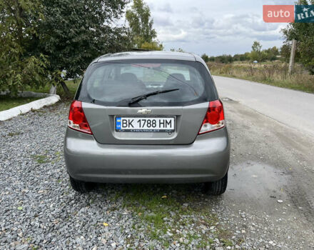 Серый Шевроле Авео, объемом двигателя 1.5 л и пробегом 225 тыс. км за 2850 $, фото 4 на Automoto.ua