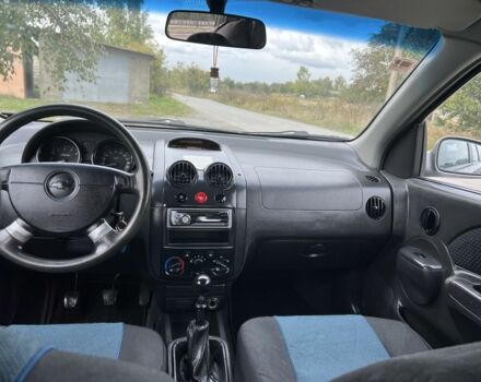 Серый Шевроле Авео, объемом двигателя 1.5 л и пробегом 225 тыс. км за 2850 $, фото 13 на Automoto.ua