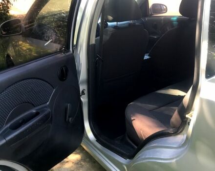 Серый Шевроле Авео, объемом двигателя 1.5 л и пробегом 250 тыс. км за 2650 $, фото 5 на Automoto.ua