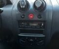 Серый Шевроле Авео, объемом двигателя 1.5 л и пробегом 209 тыс. км за 2700 $, фото 2 на Automoto.ua