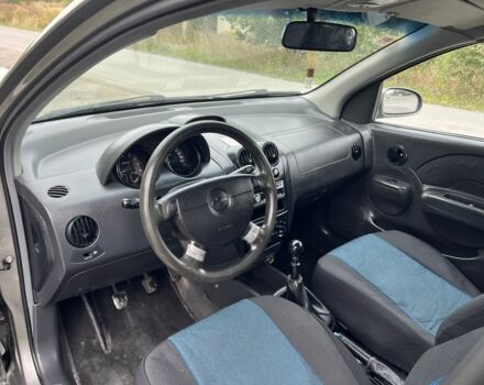 Серый Шевроле Авео, объемом двигателя 1.5 л и пробегом 225 тыс. км за 2850 $, фото 10 на Automoto.ua