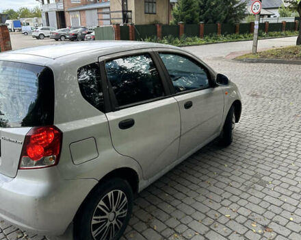 Сірий Шевроле Авео, об'ємом двигуна 1.5 л та пробігом 197 тис. км за 2300 $, фото 7 на Automoto.ua
