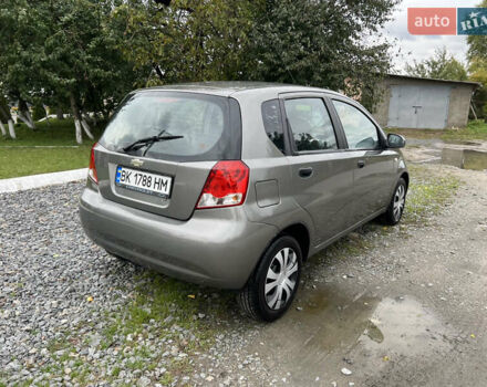 Серый Шевроле Авео, объемом двигателя 1.5 л и пробегом 225 тыс. км за 2850 $, фото 3 на Automoto.ua