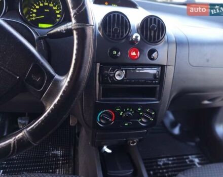 Сірий Шевроле Авео, об'ємом двигуна 1.5 л та пробігом 140 тис. км за 3200 $, фото 11 на Automoto.ua